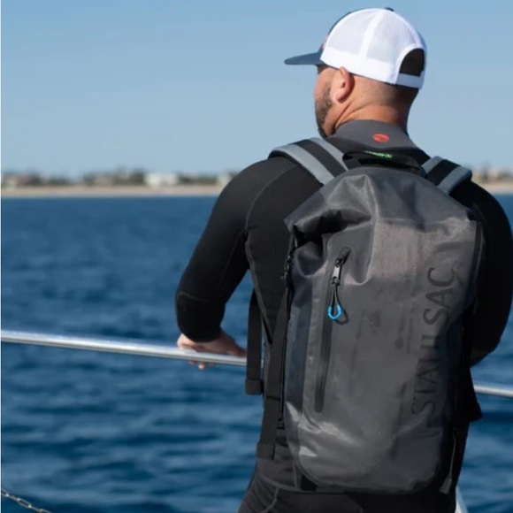 Stahlsac Waterproof Backpack - Picture 2 of 7